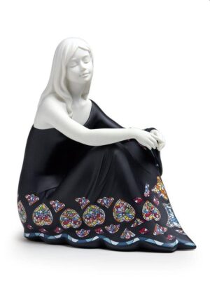Resting – black
