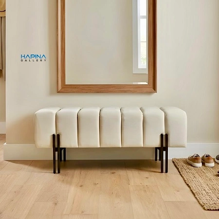 ספסל כניסה מעוצב בז' פסים