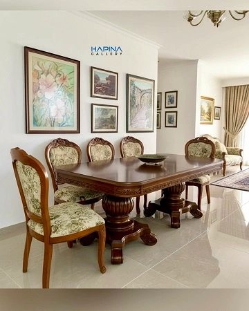 פינת אוכל גדולה בסגנון איטלקי של פעם