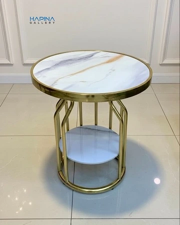 שולחן צד עגול קטן מוזהב שיש לבן