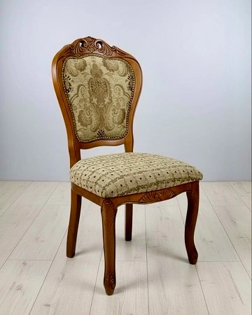 כיסא פינת אוכל בסגנון איטלקי קלאסי